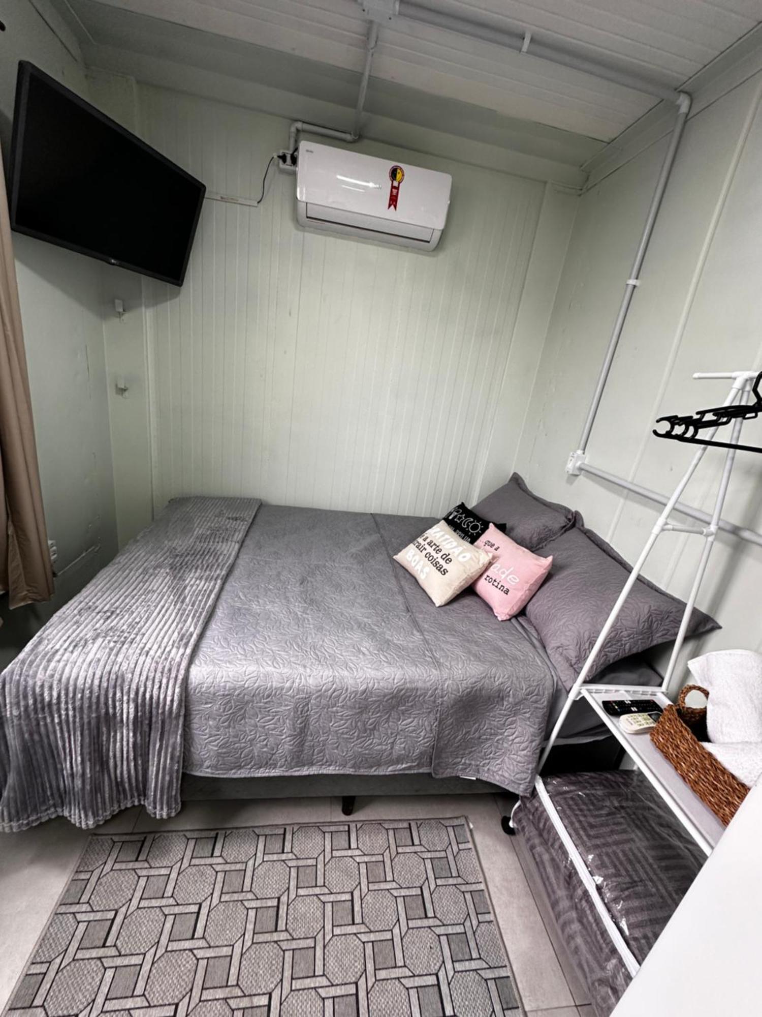 הוילה איטפמה Kitnet Container Com Garagem מראה חיצוני תמונה