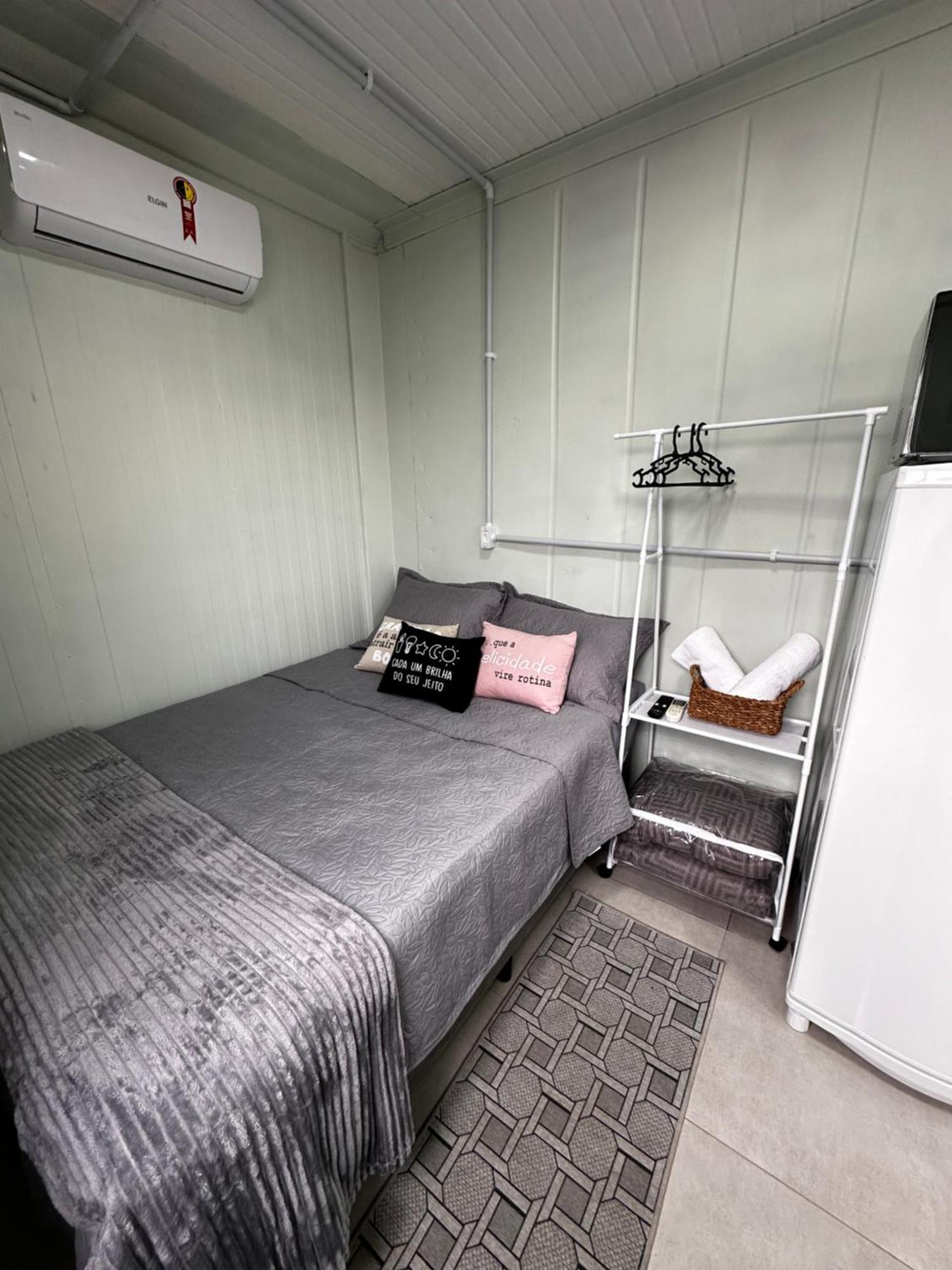 הוילה איטפמה Kitnet Container Com Garagem מראה חיצוני תמונה